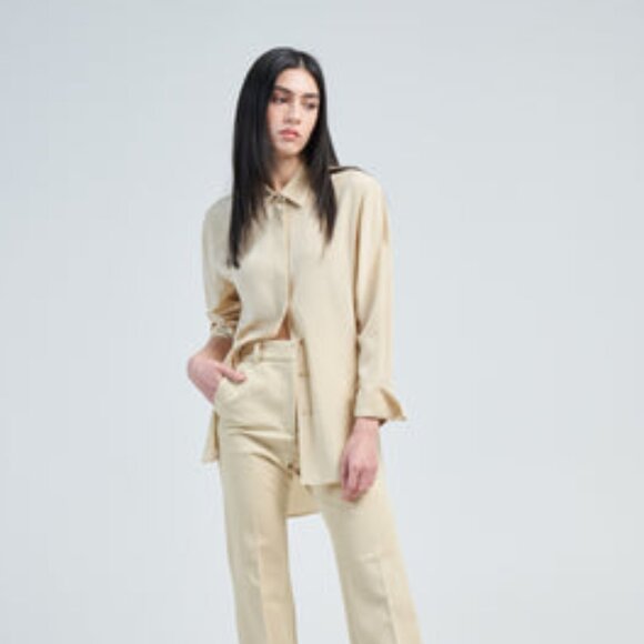 Silk Crepe de Soie Bold Blouse - Picture 1 of 10